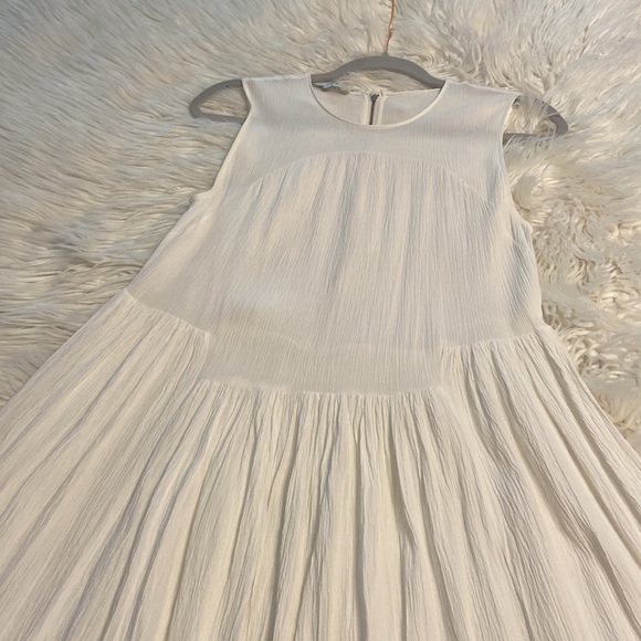 VINCE Dress Maxi size M white color length 50” bust 32” perfect for summer - Picture 9 of 16